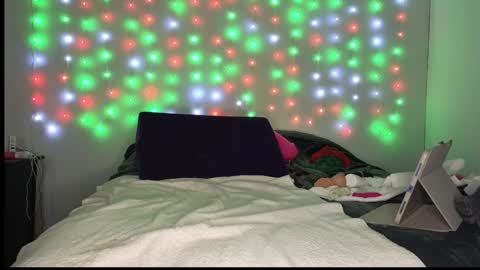 Shauna online show from December 26, 5:58 am