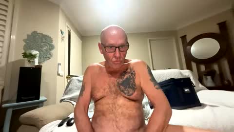luvlick69660930 online show from May 9, 7:13 am