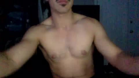Snapshot of luvrboy77 chatting on June 12, 8:46 am luvrboy77 online show from June 12, 8:46 am