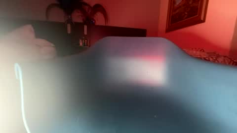 Snapshot of luvvlee chatting on July 2, 1:17 pm luvvlee online show from July 2, 1:17 pm