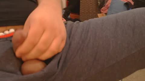 luvvslutss22 online show from May 13, 8:01 am