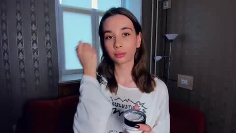 Eliza online show from November 8, 11:54 am