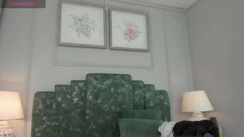 lux_bitchx online show from June 7, 2:48 am