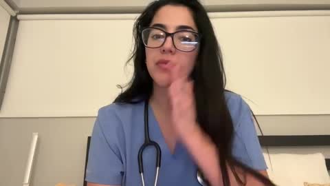 luxcher22 online show from January 16, 7:49 am