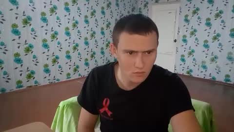 Snapshot of luxeboy_ chatting on September 27, 9:25 am Mike online show from September 27, 9:25 am