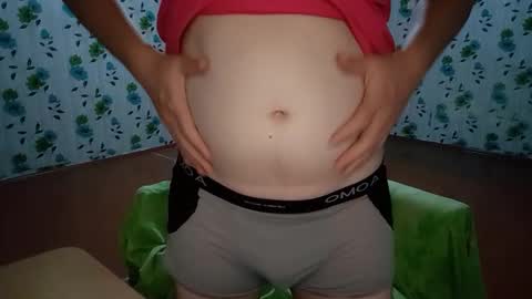 Snapshot of luxeboy_ chatting on September 27, 9:42 pm Mike online show from September 27, 9:42 pm