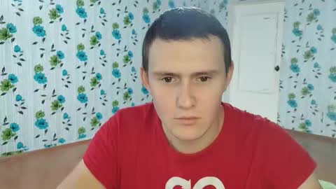 Snapshot of luxeboy_ chatting on October 12, 8:13 am Mike online show from October 12, 8:13 am