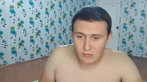 Snapshot of luxeboy_ chatting on October 17, 6:32 pm Mike online show from October 17, 6:32 pm