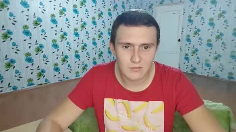 Snapshot of luxeboy_ chatting on October 18, 7:36 pm Mike online show from October 18, 7:36 pm