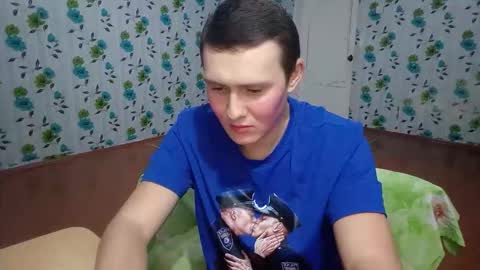 Snapshot of luxeboy_ chatting on October 26, 9:21 pm Mike online show from October 26, 9:21 pm