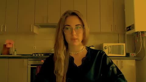 Katie online show from September 12, 6:35 am