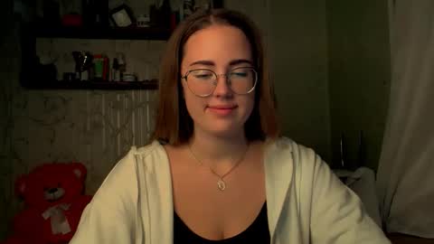 Katie online show from November 23, 6:19 pm