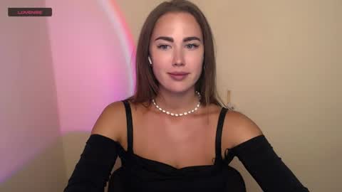 Snapshot of luxie_queen chatting on July 23, 1:20 pm Katie online show from July 23, 1:20 pm