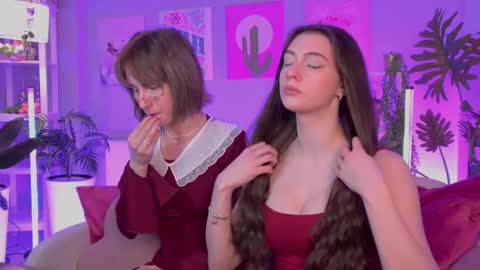 Snapshot of luxrayi chatting on February 13, 3:46 am Ray online show from February 13, 3:46 am