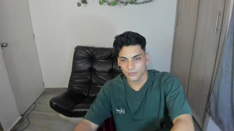 luxrx online show from April 29, 11:11 pm