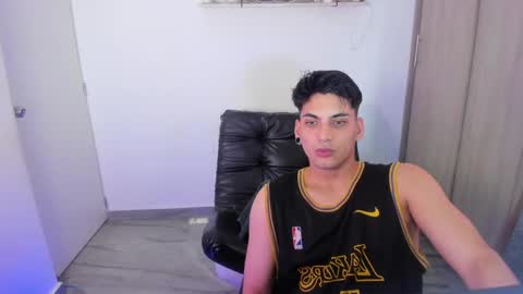luxrx online show from May 23, 7:07 pm