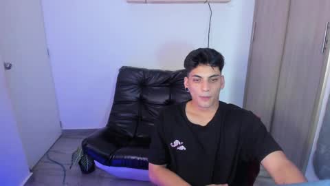 luxrx online show from May 26, 7:32 pm