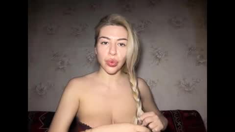 LuxSonyaStar online show from January 31, 8:40 pm