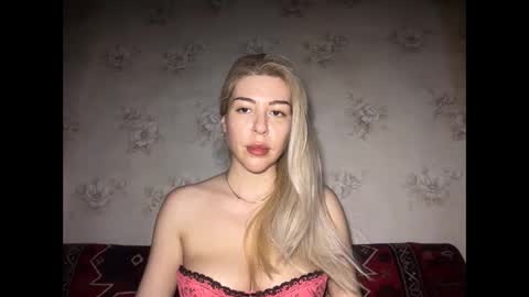 LuxSonyaStar online show from May 16, 8:18 pm