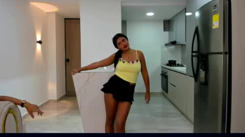 luxury_pleasure_ii online show from May 5, 4:20 am