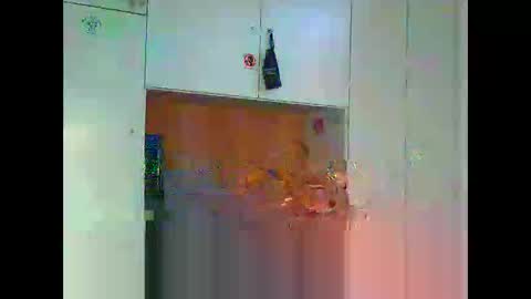 Snapshot of luxx72boy chatting on May 1, 8:52 am luxx72boy online show from May 1, 8:52 am