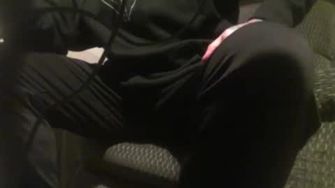 Snapshot of luxy77 chatting on December 19, 10:44 am luxy77 online show from December 19, 10:44 am