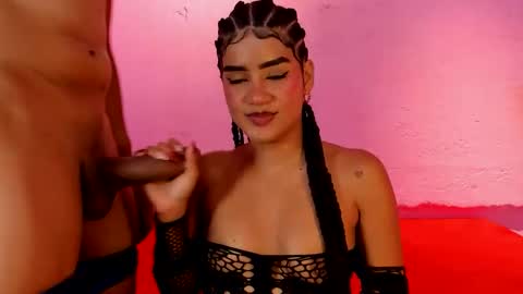 luxy_thomas online show from May 13, 1:25 am
