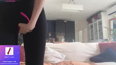 Snapshot of luxymin chatting on December 5, 9:28 am Luxymin online show from December 5, 9:28 am