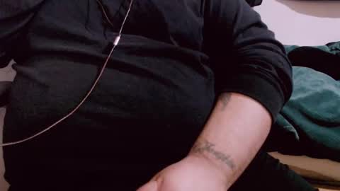 Snapshot of lvcifer_ chatting on February 2, 12:51 am ayoo online show from February 2, 12:51 am