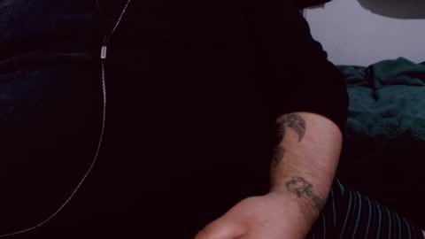 Snapshot of lvcifer_ chatting on February 25, 8:47 am ayoo online show from February 25, 8:47 am