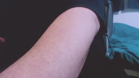 Snapshot of lvcifer_ chatting on October 15, 7:19 am ayoo online show from October 15, 7:19 am