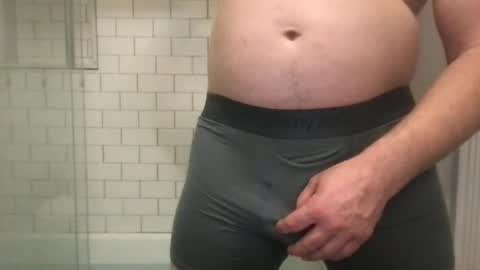 lvguynextdoor440656 online show from June 13, 1:25 am