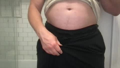 lvguynextdoor440656 online show from June 17, 1:52 am