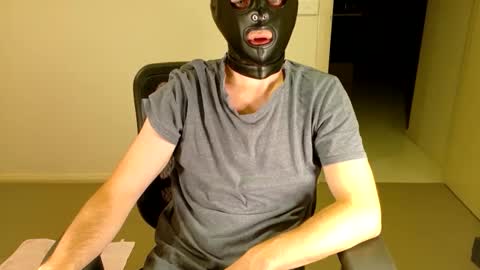 Snapshot of lxgxnd99 chatting on March 21, 9:36 am lxgxnd99 online show from March 21, 9:36 am