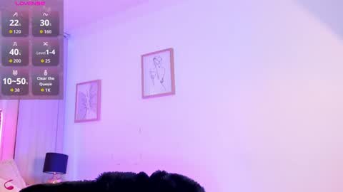 Snapshot of lya_brown chatting on June 10, 11:42 am lya_brown online show from June 10, 11:42 am