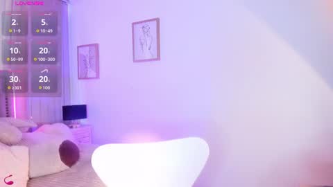 Snapshot of lya_brown chatting on June 24, 11:53 am lya_brown online show from June 24, 11:53 am