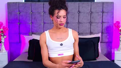 LYA online show from May 24, 7:52 pm