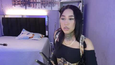 Snapshot of lyam_ebony chatting on November 9, 8:29 pm lyam_ebony online show from November 9, 8:29 pm