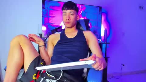 Lyam online show from March 17, 5:22 am