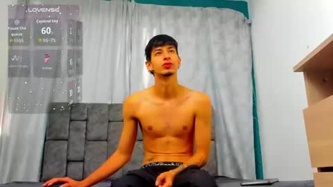 Snapshot of lyan_lazarbbc chatting on July 14, 12:22 pm LYAN online show from July 14, 12:22 pm