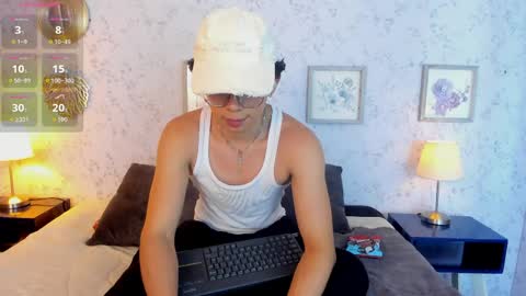 Snapshot of lyan_twink chatting on May 13, 8:06 pm Lyan online show from May 13, 8:06 pm