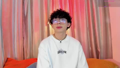 Snapshot of lyan_twink chatting on May 28, 8:06 pm Lyan online show from May 28, 8:06 pm
