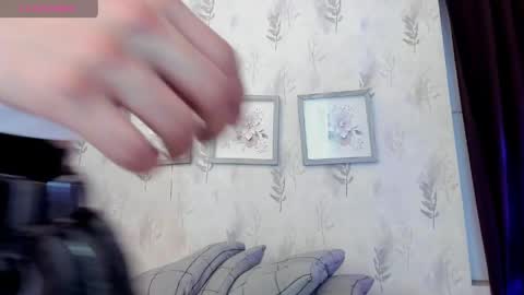 Snapshot of lyan_twink chatting on June 5, 2:01 pm Lyan online show from June 5, 2:01 pm