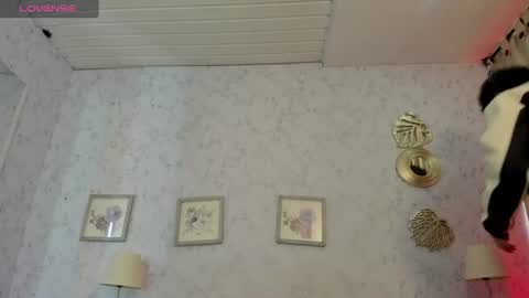 Snapshot of lyan_twink chatting on July 18, 7:39 pm Lyan online show from July 18, 7:39 pm