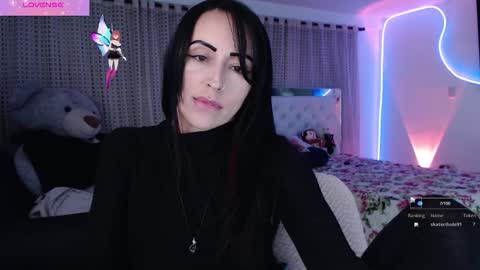 Lyann  online show from December 3, 2:19 am