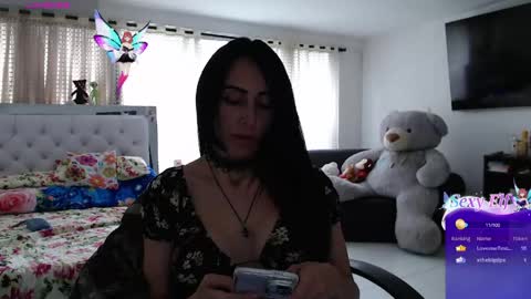Lyann  online show from May 3, 7:20 pm