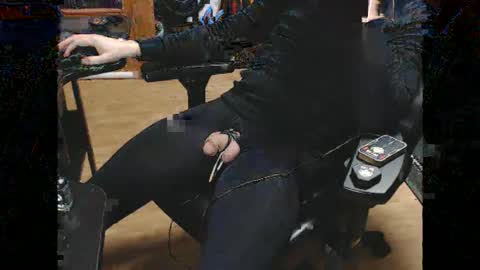 Snapshot of lycraboy123 chatting on December 20, 1:45 am lycraboy123 online show from December 20, 1:45 am