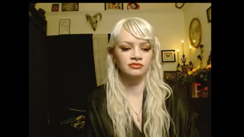 Snapshot of lydiadeity chatting on January 4, 5:48 am lydiadeity online show from January 4, 5:48 am