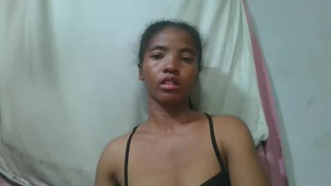 lydie856696 online show from May 31, 6:09 pm