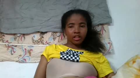 lydie856696 online show from July 22, 4:43 pm